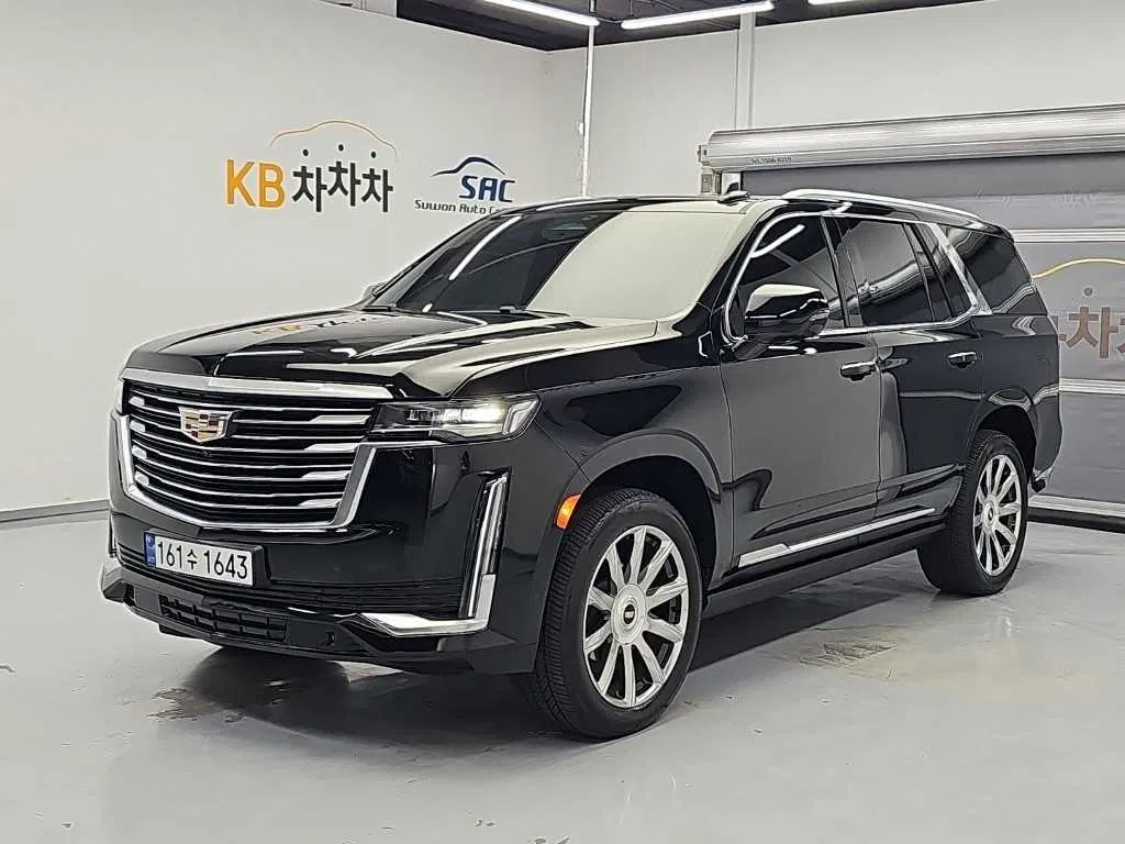 Cadillac Escalade 5e génération 6.2 2023 — photo 1 sur 25