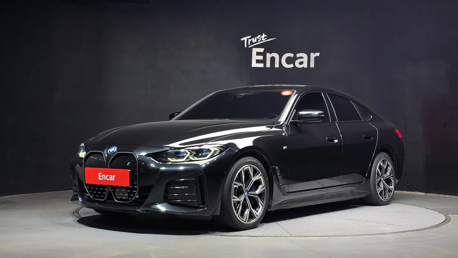 BMW i4 eDrive40 M Sport Pro 2023 — photo 1 sur 31