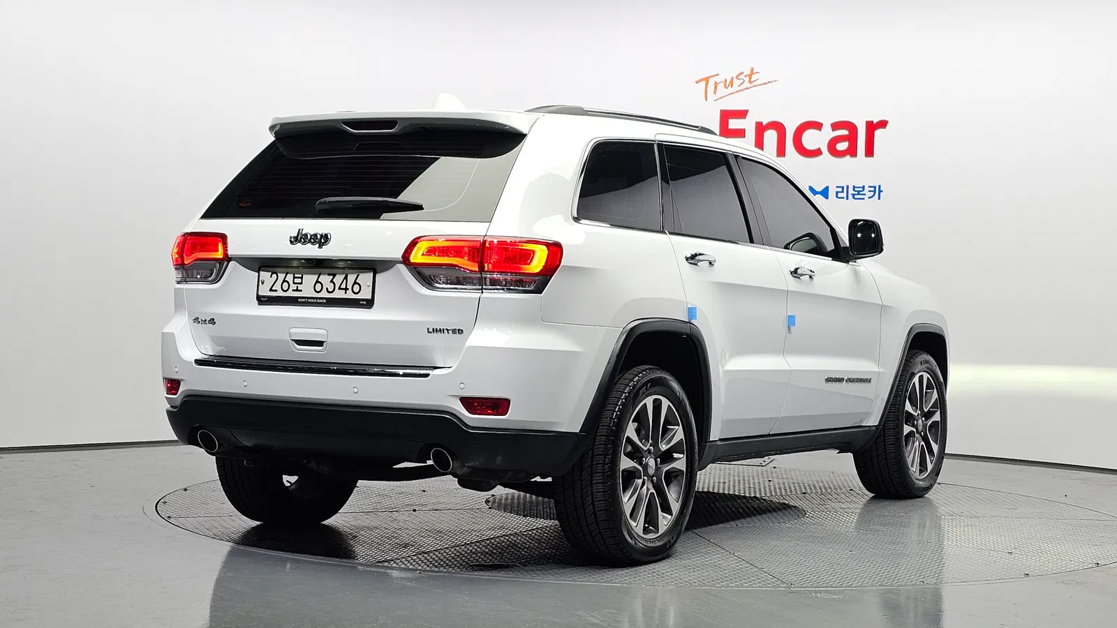 Jeep Grand Cherokee 3.6 Limited 2018 — photo 1 sur 30
