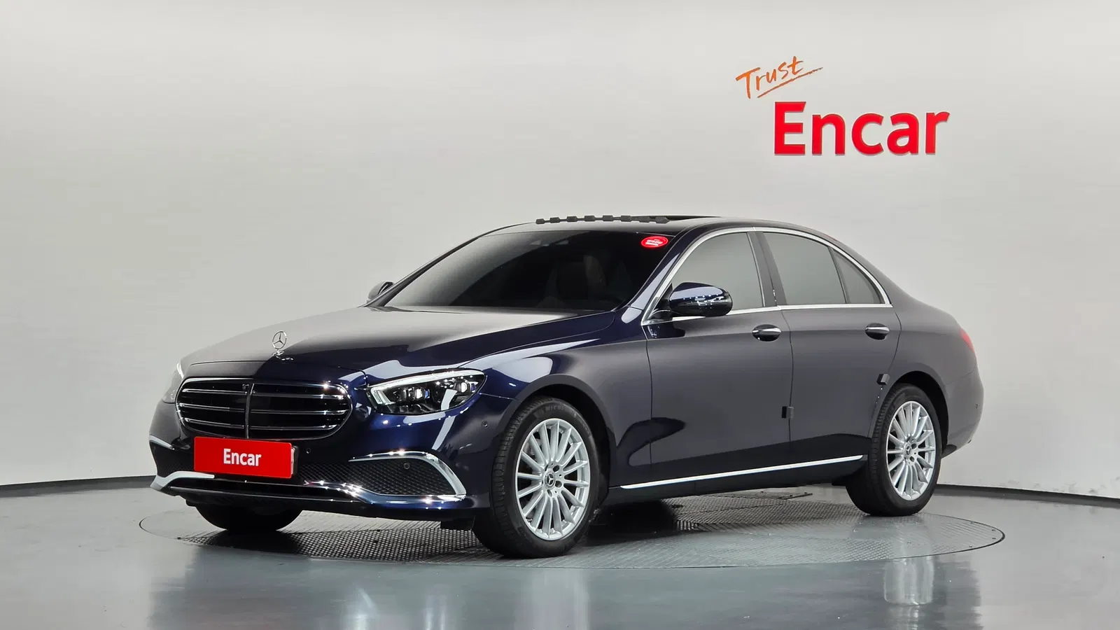 Mercedes-Benz Classe E E250 Exclusive (W213) 2022 — photo 1 sur 33
