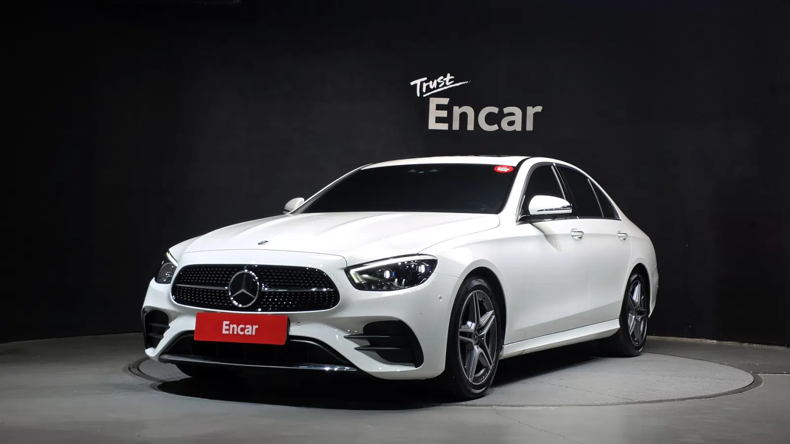 Mercedes-Benz Classe E AMG Line · E250 (W213) 2023 — photo 1 sur 38