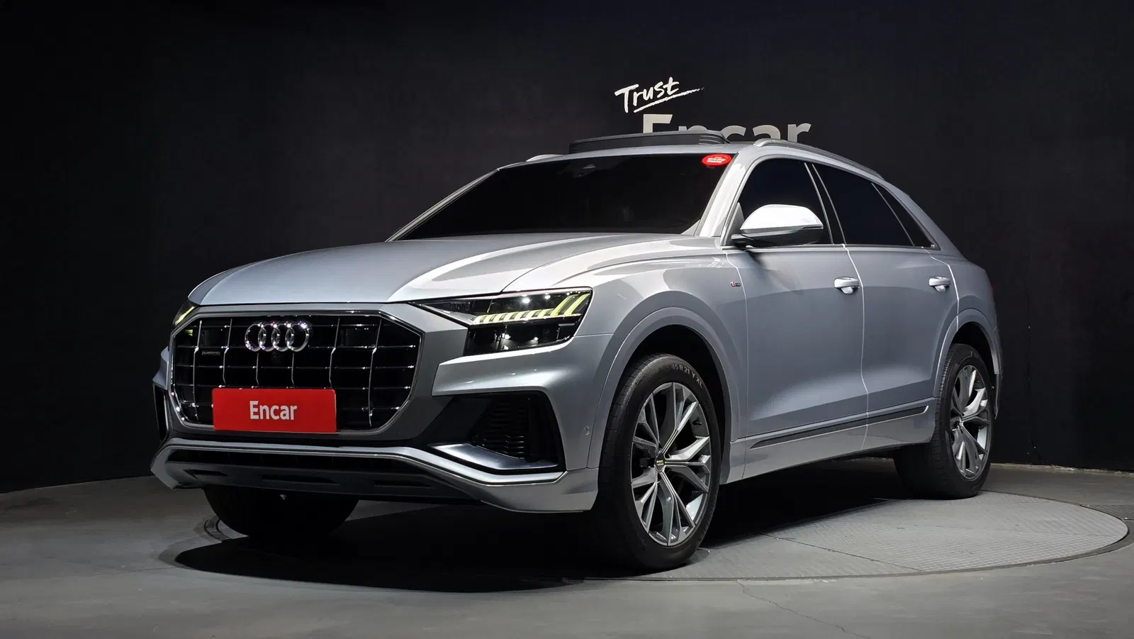 Audi Q8 (4M) 50 TDI Quattro Premium 2021 — photo 1 sur 33