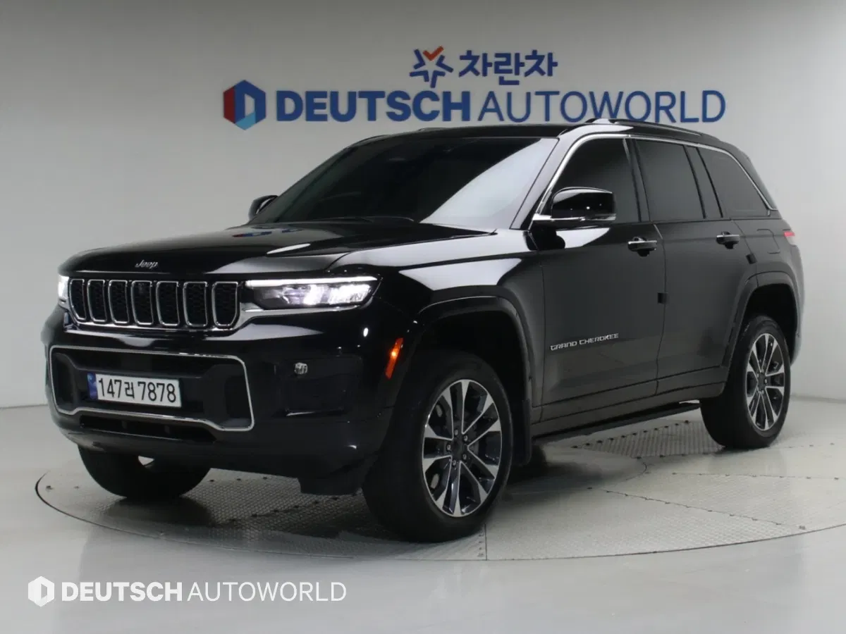 Jeep Grand Cherokee(WL) 3.6 Overland 2023 — photo 1 sur 26