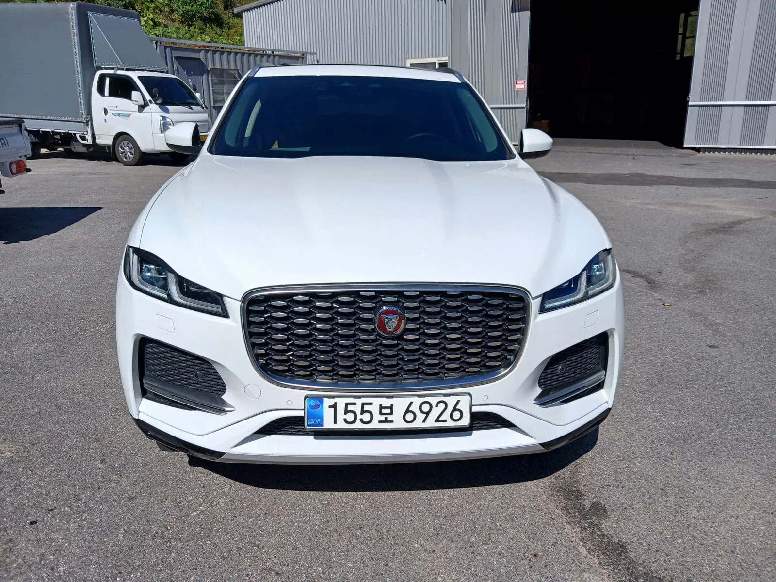 Jaguar F-PACE D200 SE 2022 — photo 1 sur 18