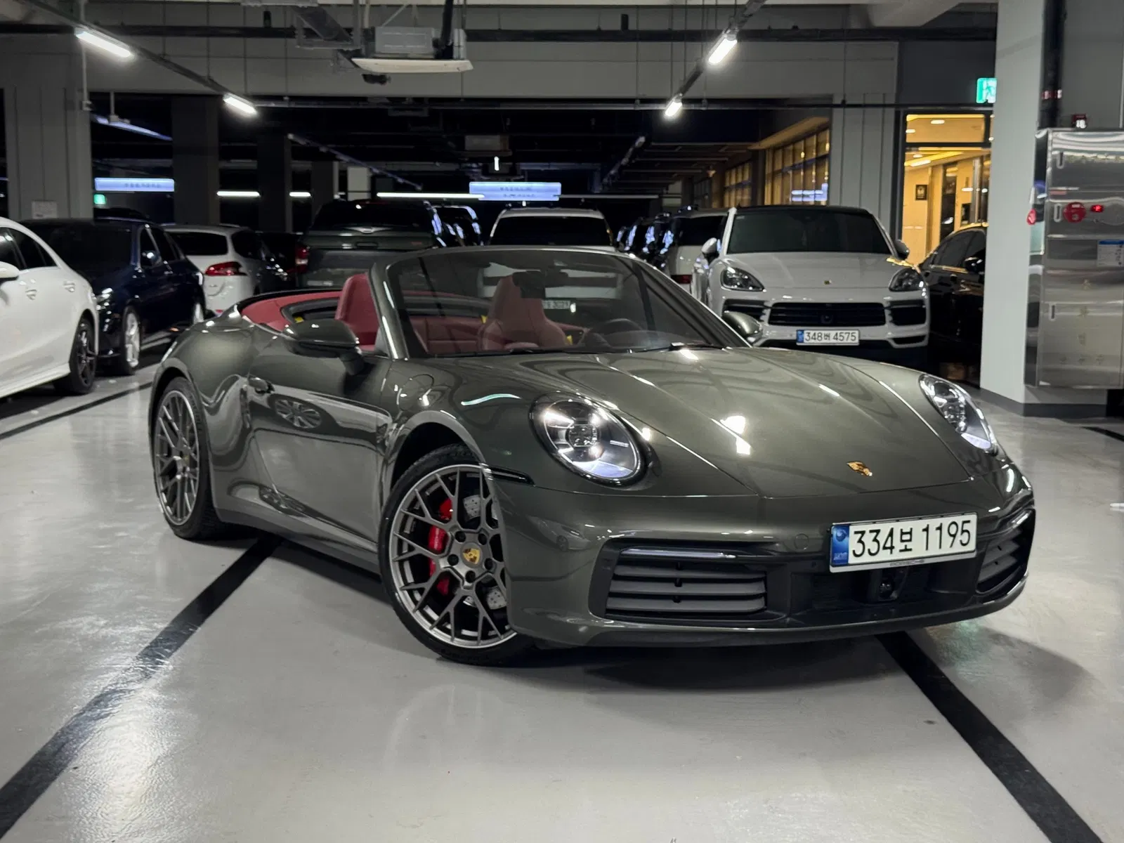 Porsche 911 (992) Carrera S Cabriolet 2021 — photo 1 sur 26