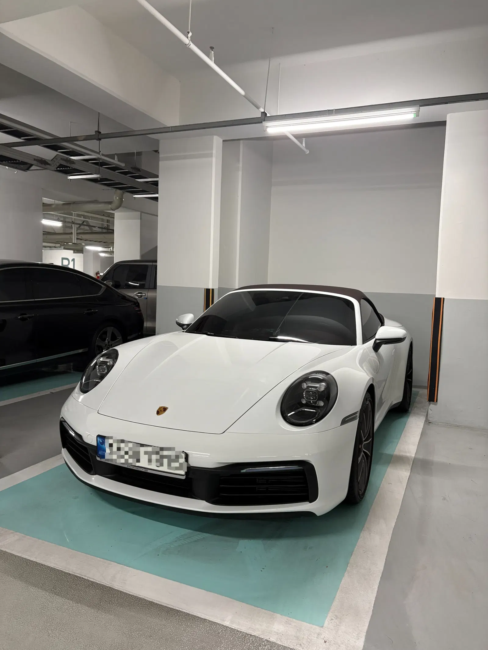 Porsche 911 (992) Carrera Cabriolet 2021 — photo 1 sur 15