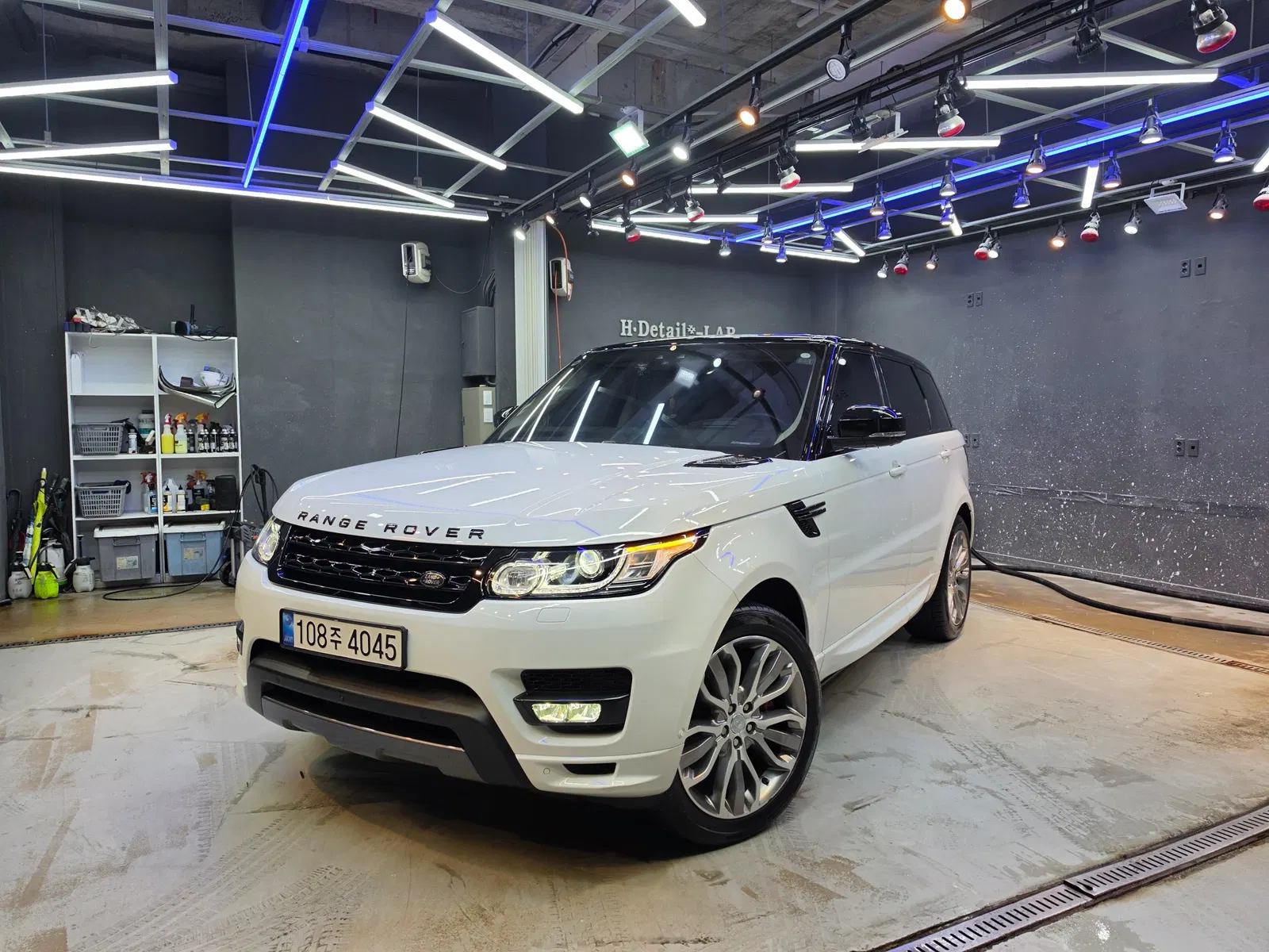 Land Rover Range Rover Sport 2e génération 3.0 SDV6 AB Dynamic 2017 — photo 1 sur 26