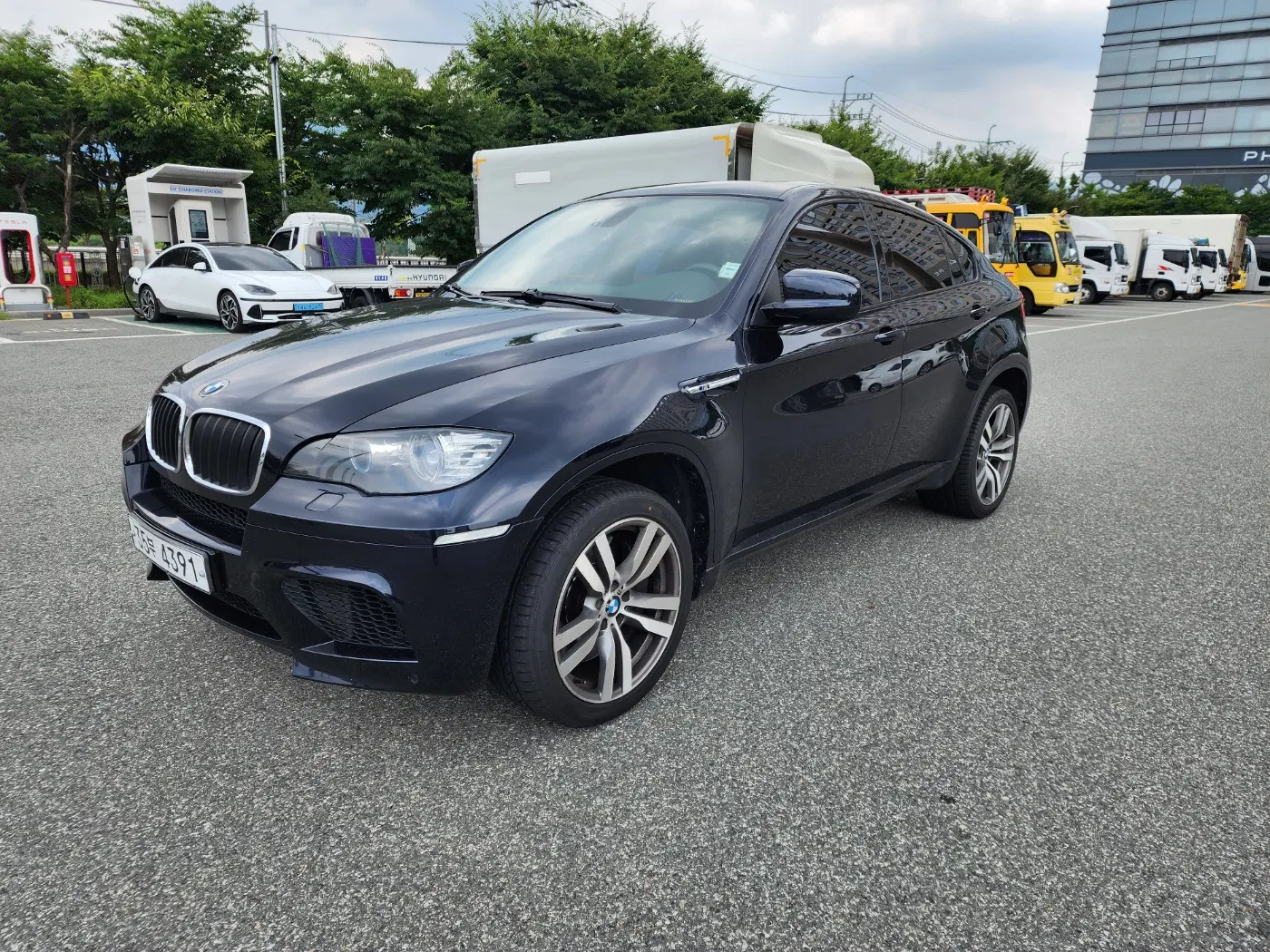 BMW X6M (E71) 4.4 2010 — photo 1 sur 22