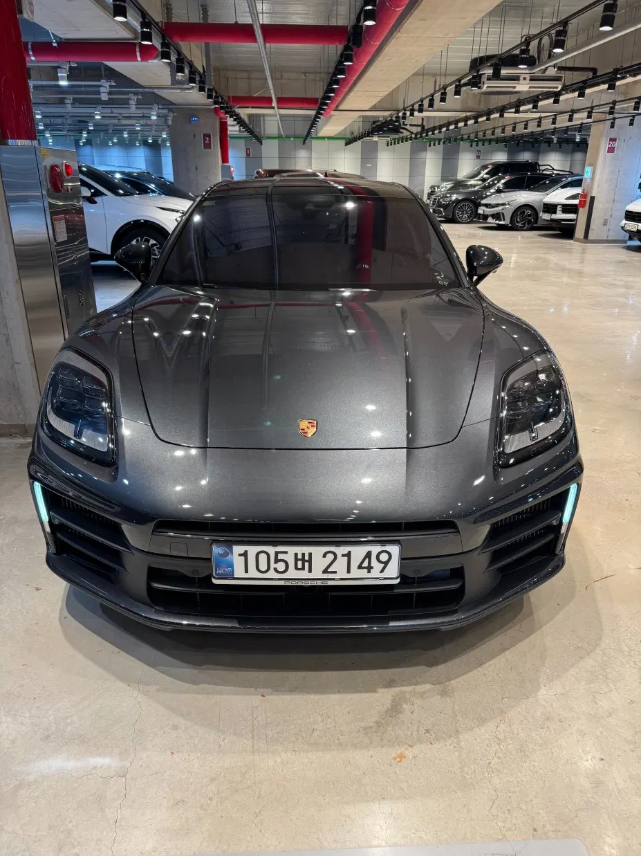 Porsche Panamera (976) 2.9 AWD 2025 — photo 1 sur 10