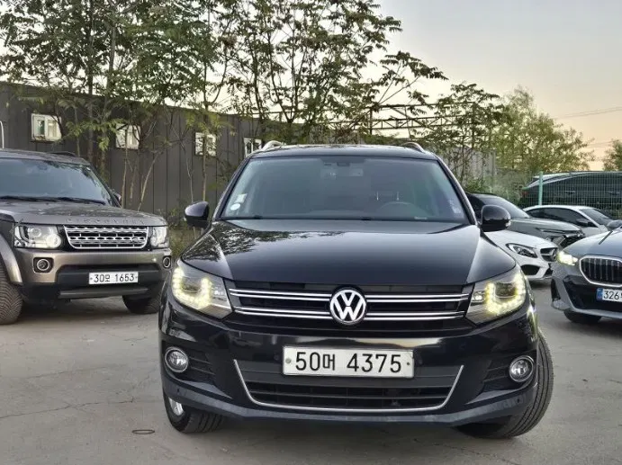 Volkswagen Tiguan 2.0 TDI Premium 2015 — photo 1 sur 16