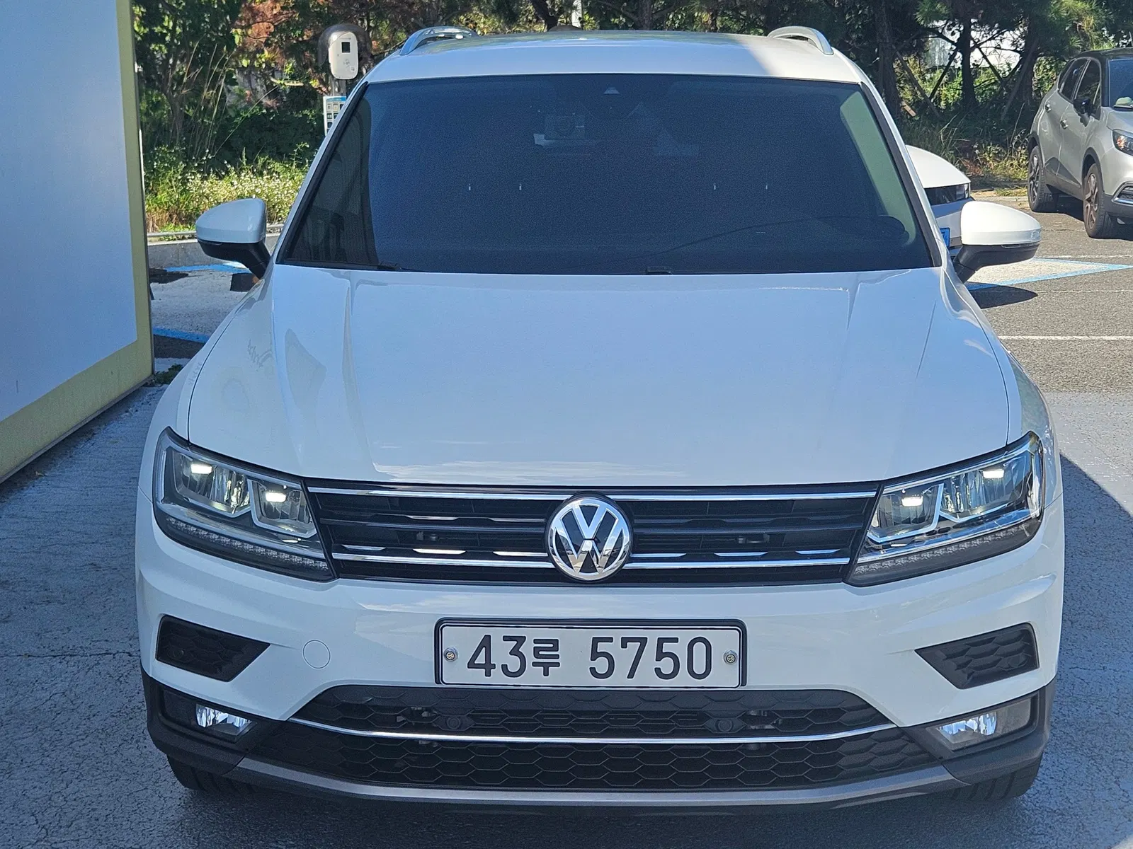 Volkswagen Tiguan 2e génération 2.0 TDI Premium 2018 — photo 1 sur 25