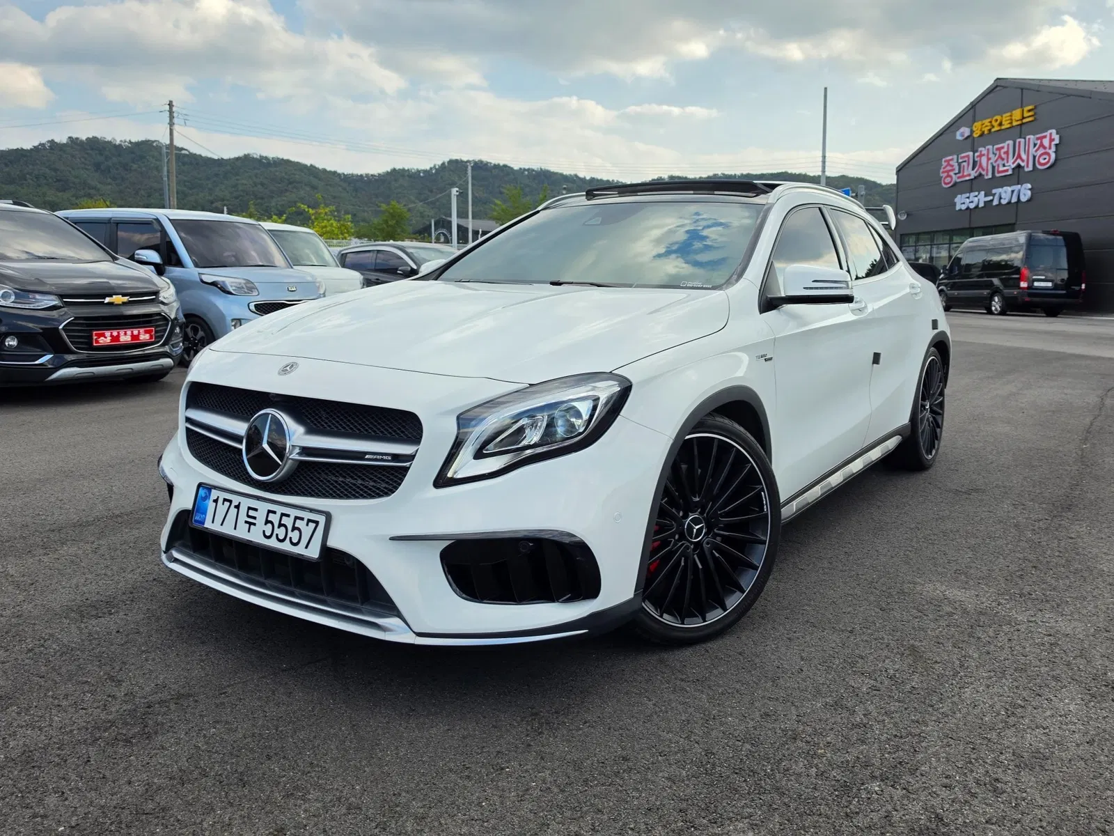 Mercedes-AMG GLA GLA45 4MATIC (X156) 2019 — photo 1 sur 26