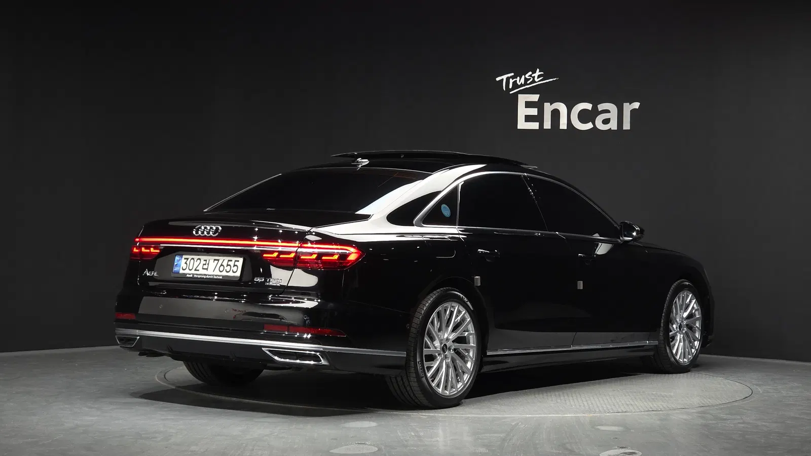 Audi A8 (D5) 55 TFSI Quattro LWB 2021 — photo 1 sur 36