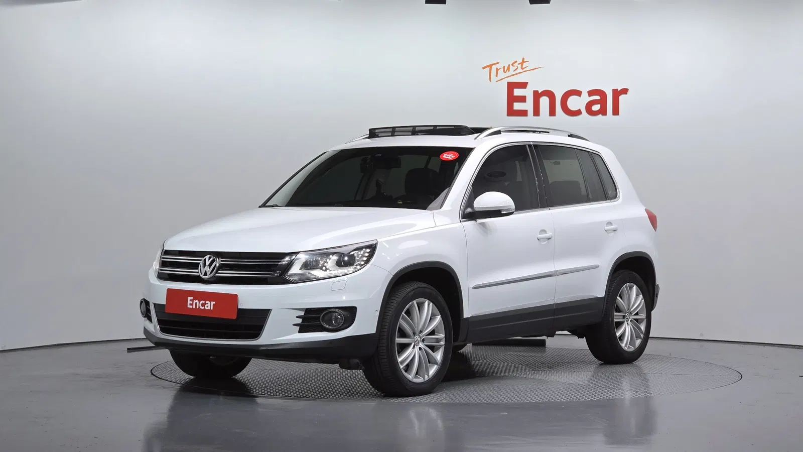 Volkswagen Tiguan 2.0 TDI Premium 2016 — photo 1 sur 20
