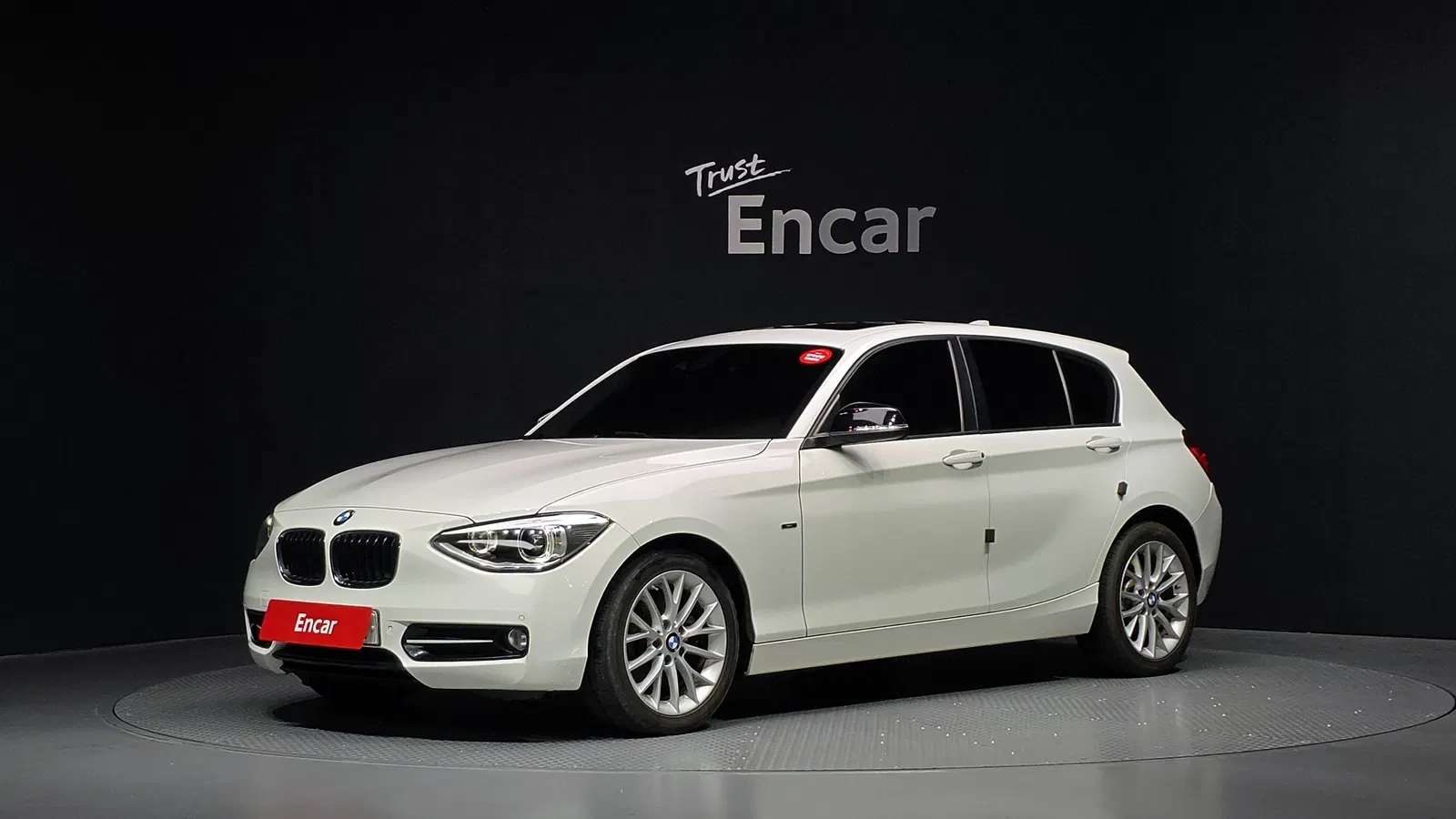 BMW Série 1 (F20) 118d Sport 5 portes 2015 — photo 1 sur 20
