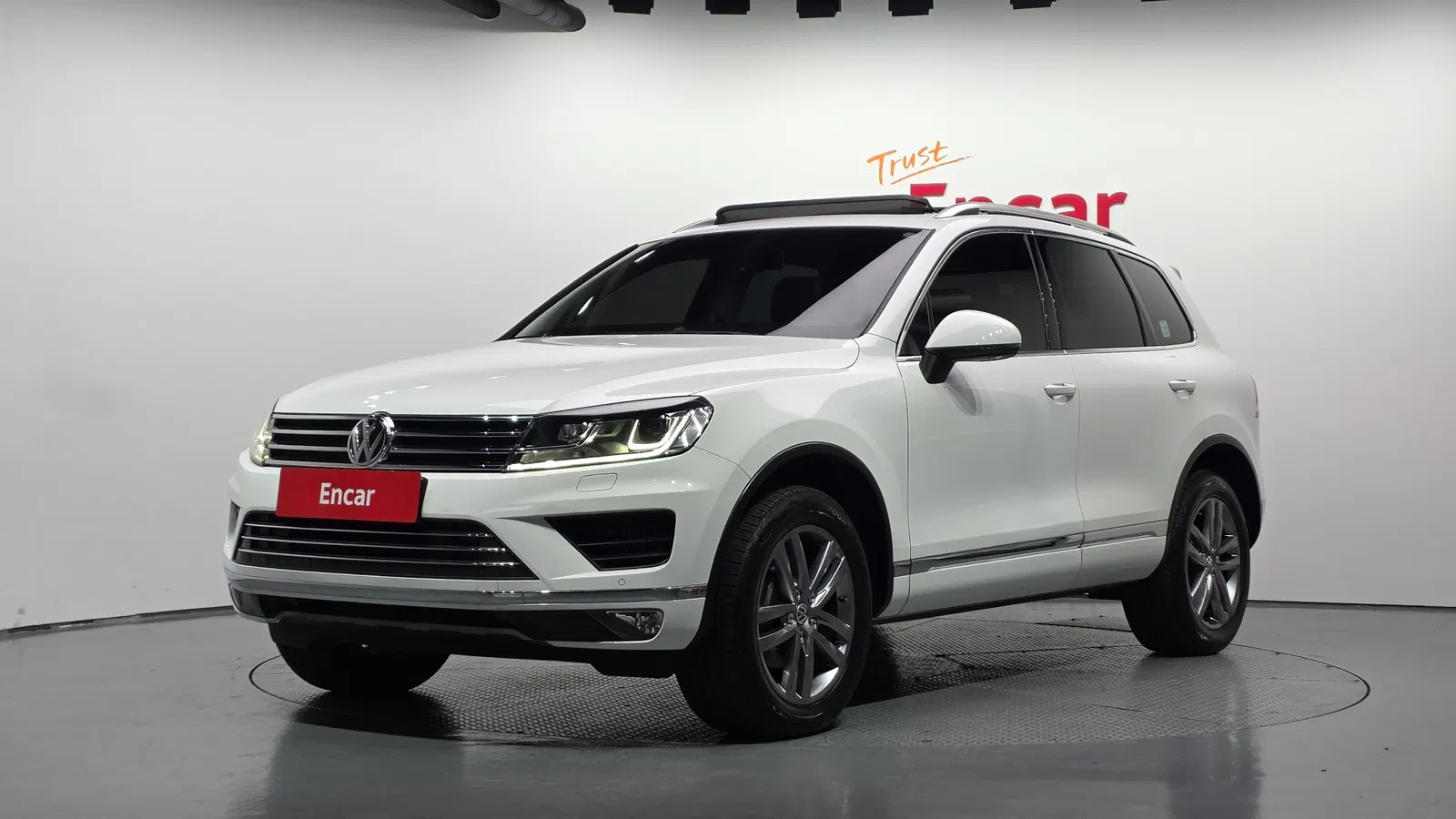 Volkswagen Touareg V6 3.0 TDI BlueMotion 2016 — photo 1 sur 20