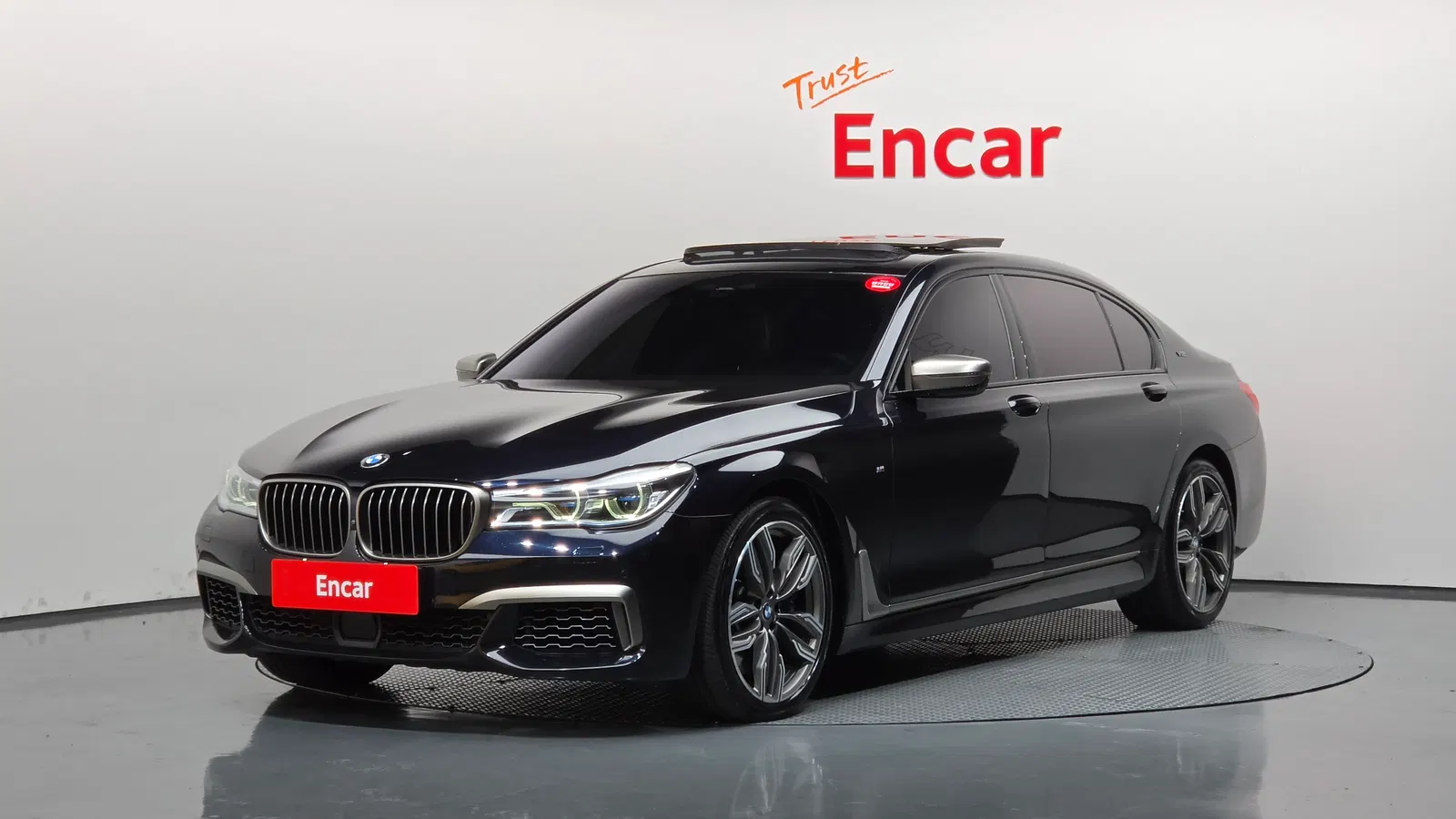 BMW Série 7 (G11) M760Li xDrive 2018 — photo 1 sur 26
