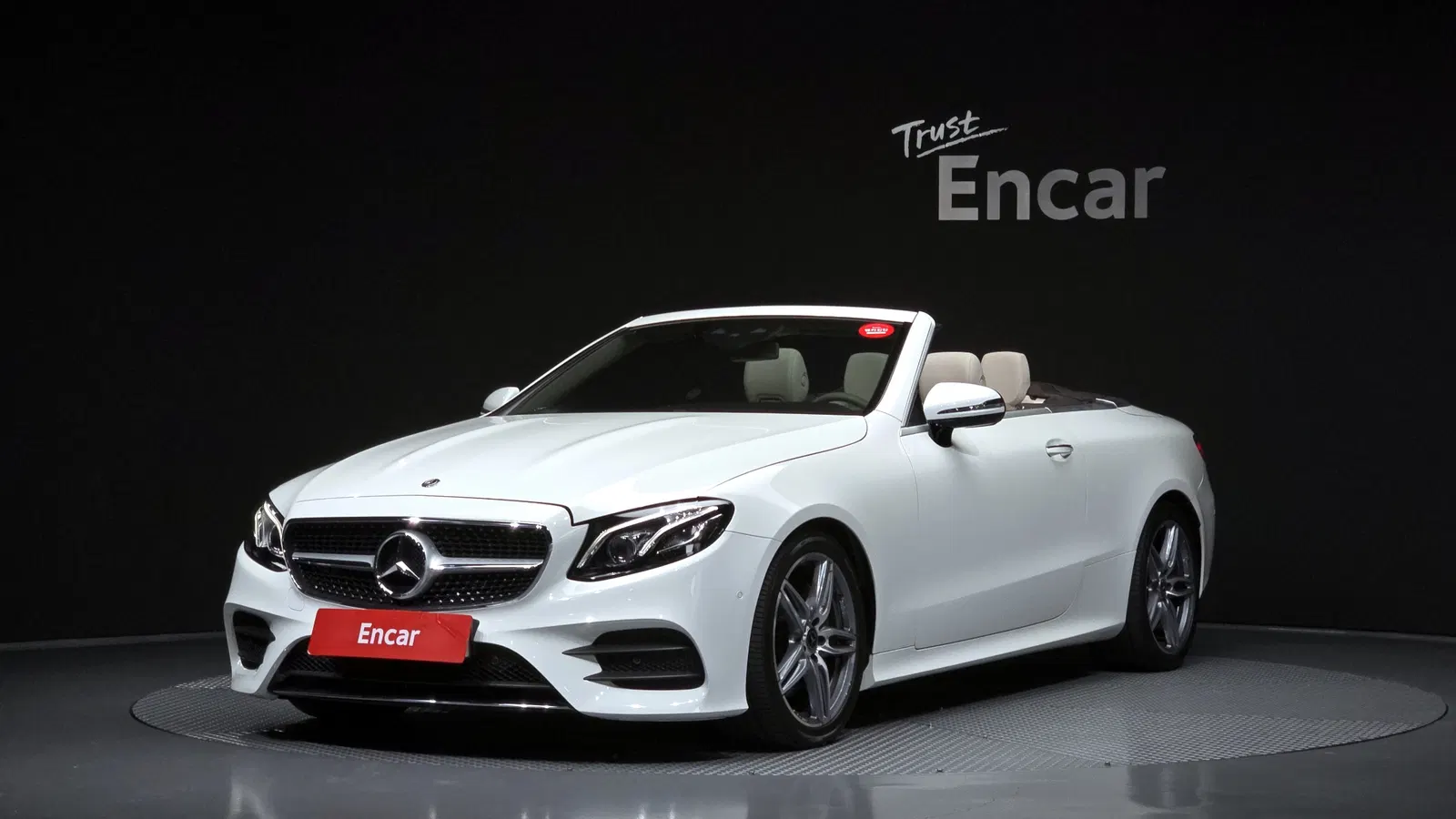 Mercedes-Benz Classe E E220d Cabriolet (W213) 2018 — photo 1 sur 32