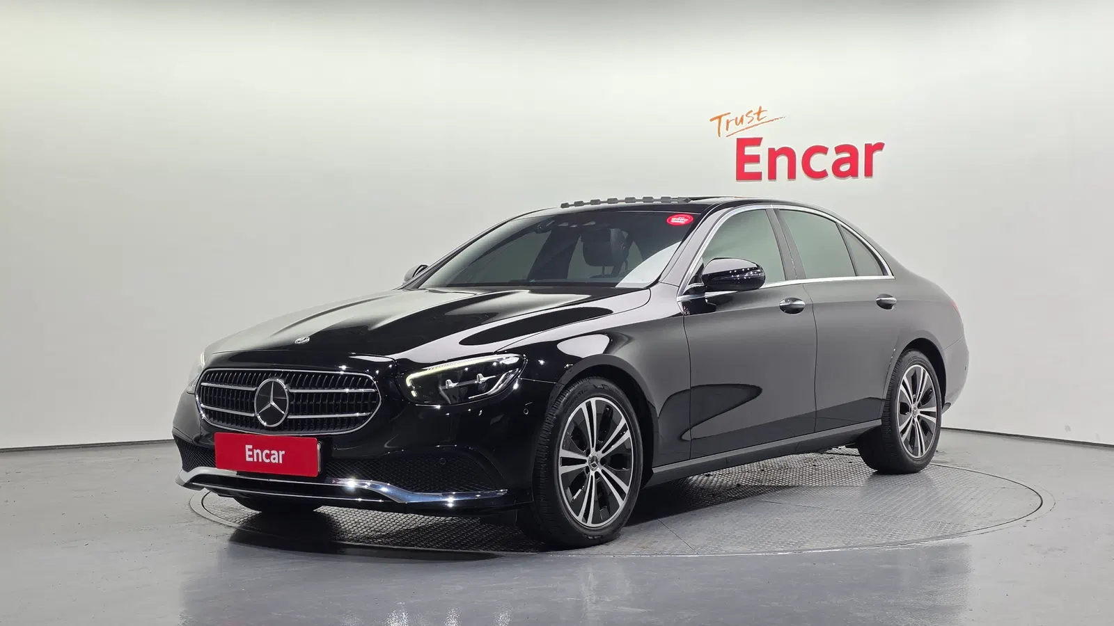 Mercedes-Benz Classe E E250 Avantgarde (W213) 2021 — photo 1 sur 20