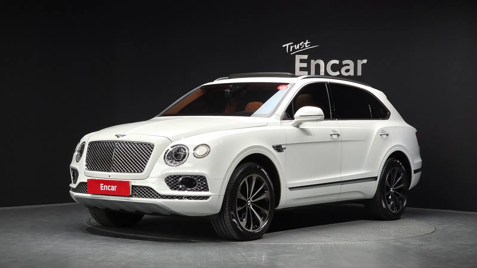 Bentley Bentayga 6.0 W12 2017 — photo 1 sur 41