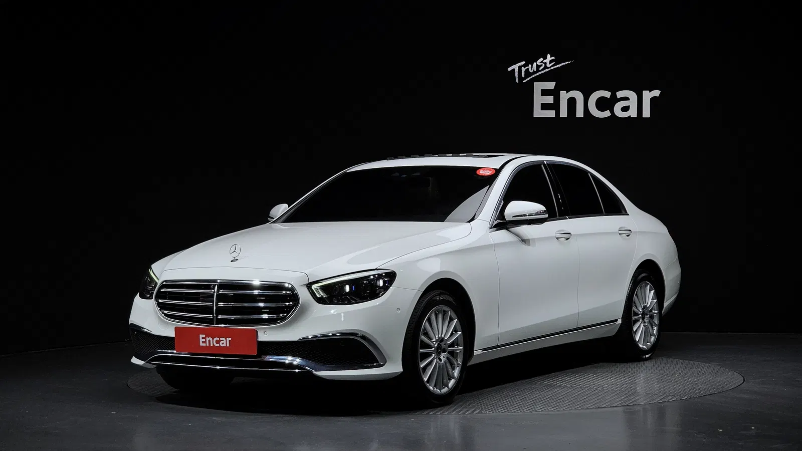 Mercedes-Benz Classe E E220d 4MATIC Exclusive (W213) 2021 — photo 1 sur 20