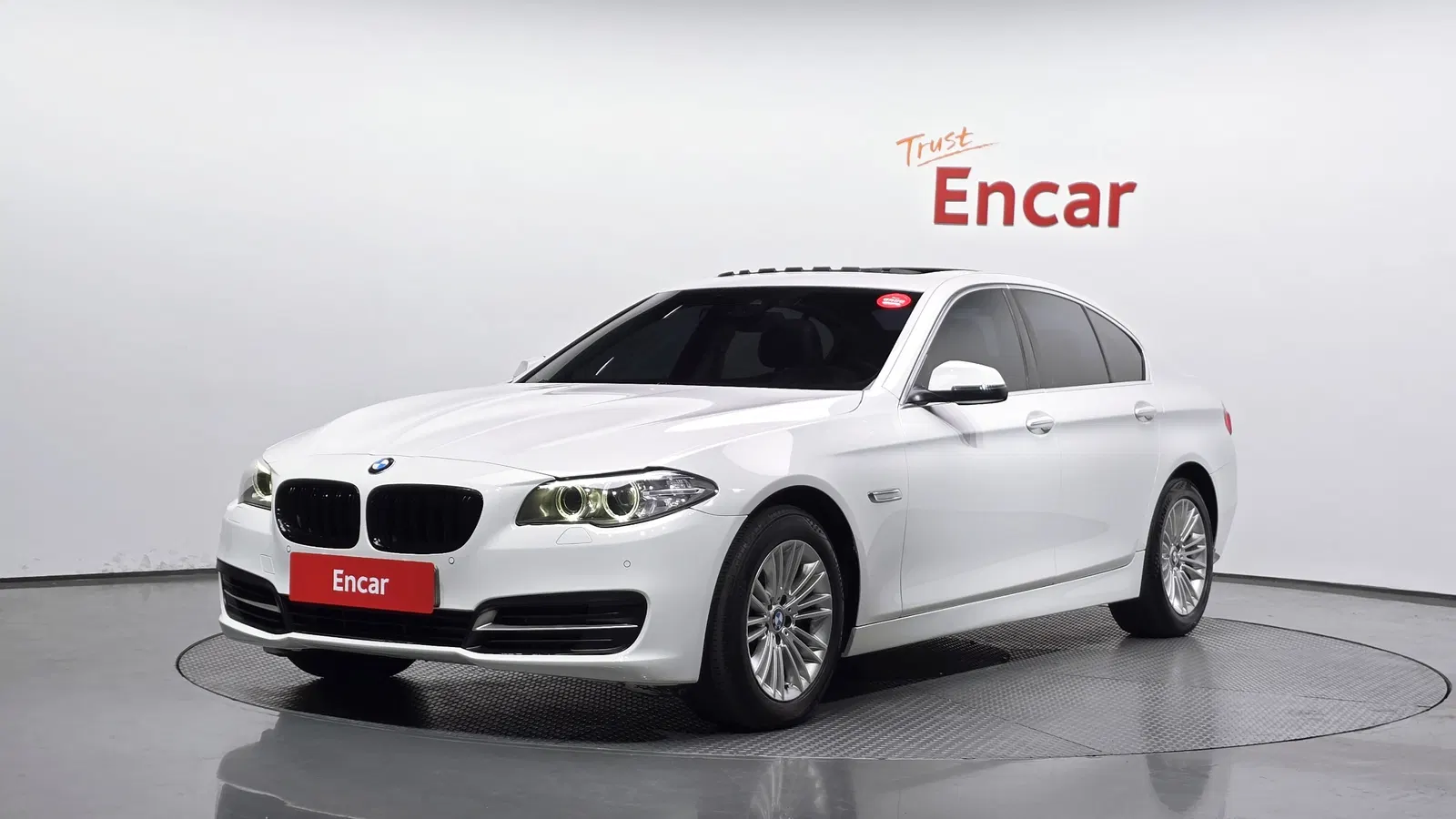 BMW Série 5 (F10) 520d xDrive 2014 — photo 1 sur 20