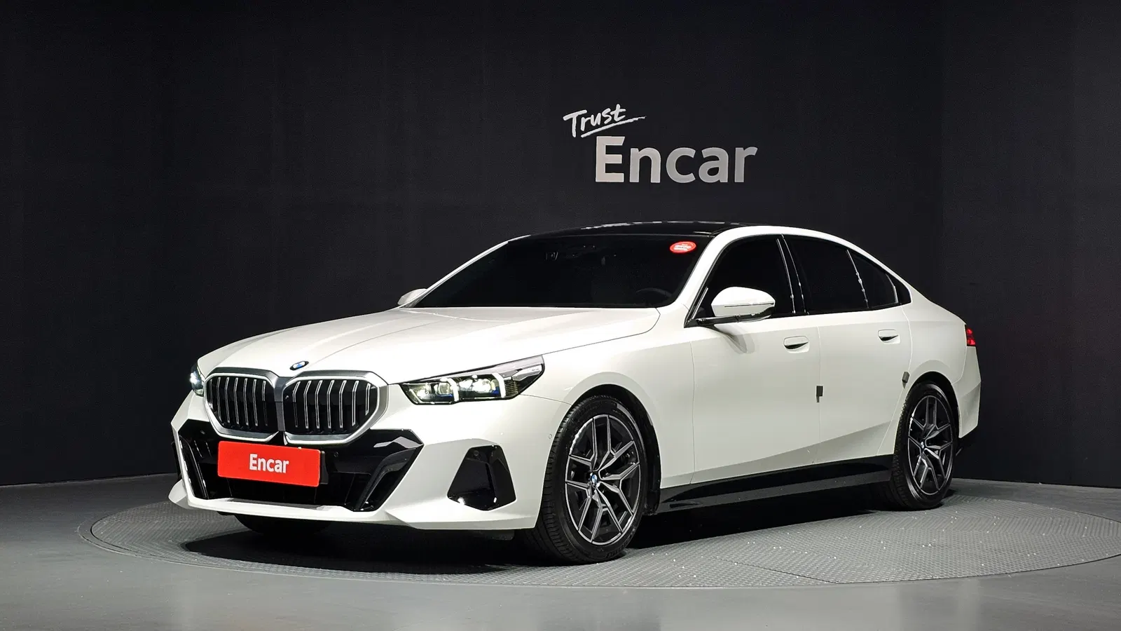 BMW Série 5 (G60) 520i M Sport 2026 — photo 1 sur 41