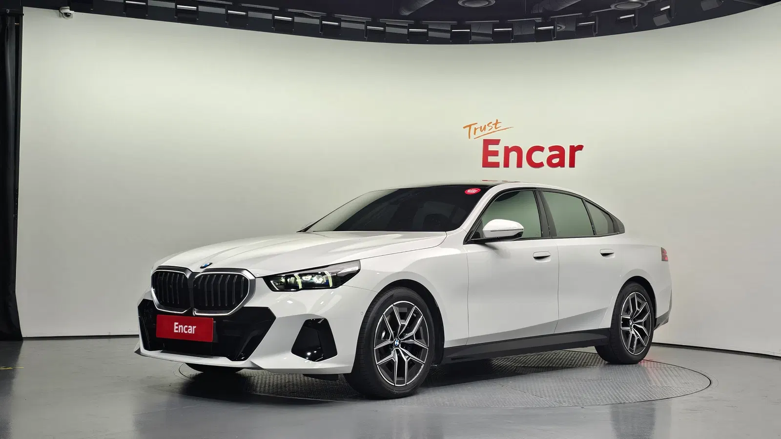 BMW Série 5 (G60) 520i M Sport 2026 — photo 1 sur 20