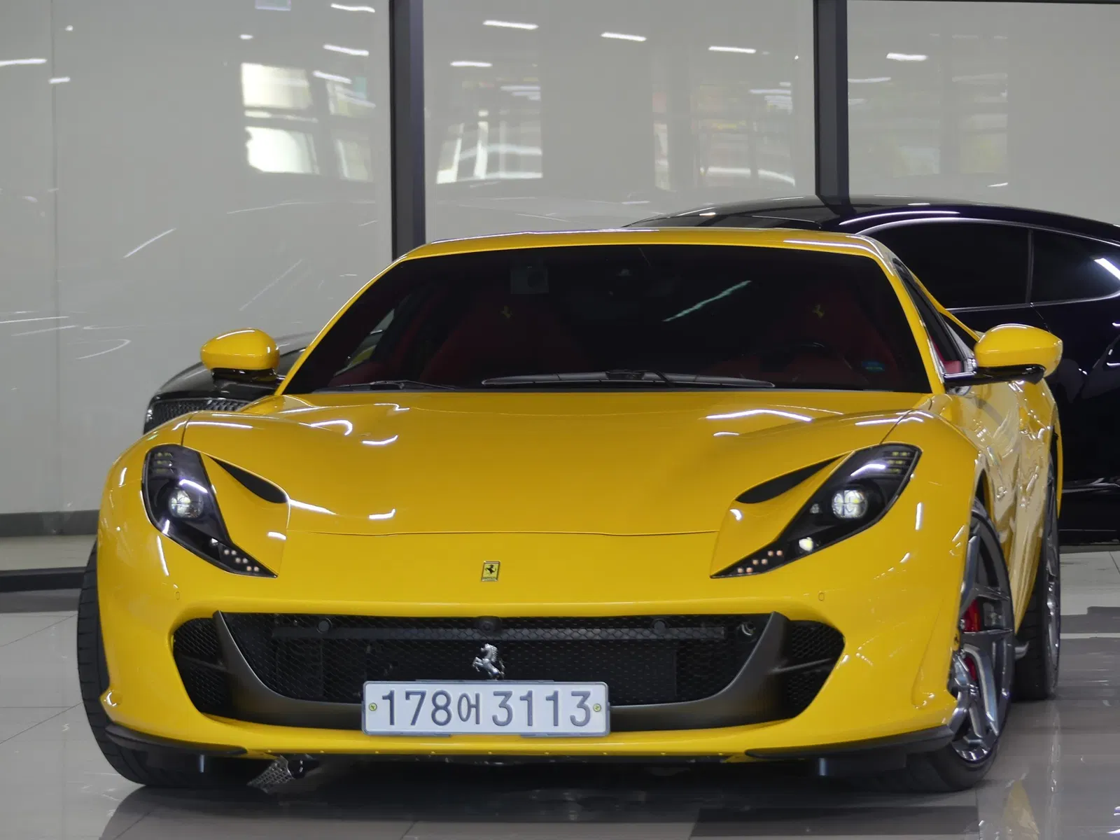 Ferrari 812 Superfast 6.5 V12 2020 — photo 1 sur 21