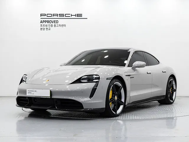 Porsche Taycan Turbo S 2024 — photo 1 sur 25
