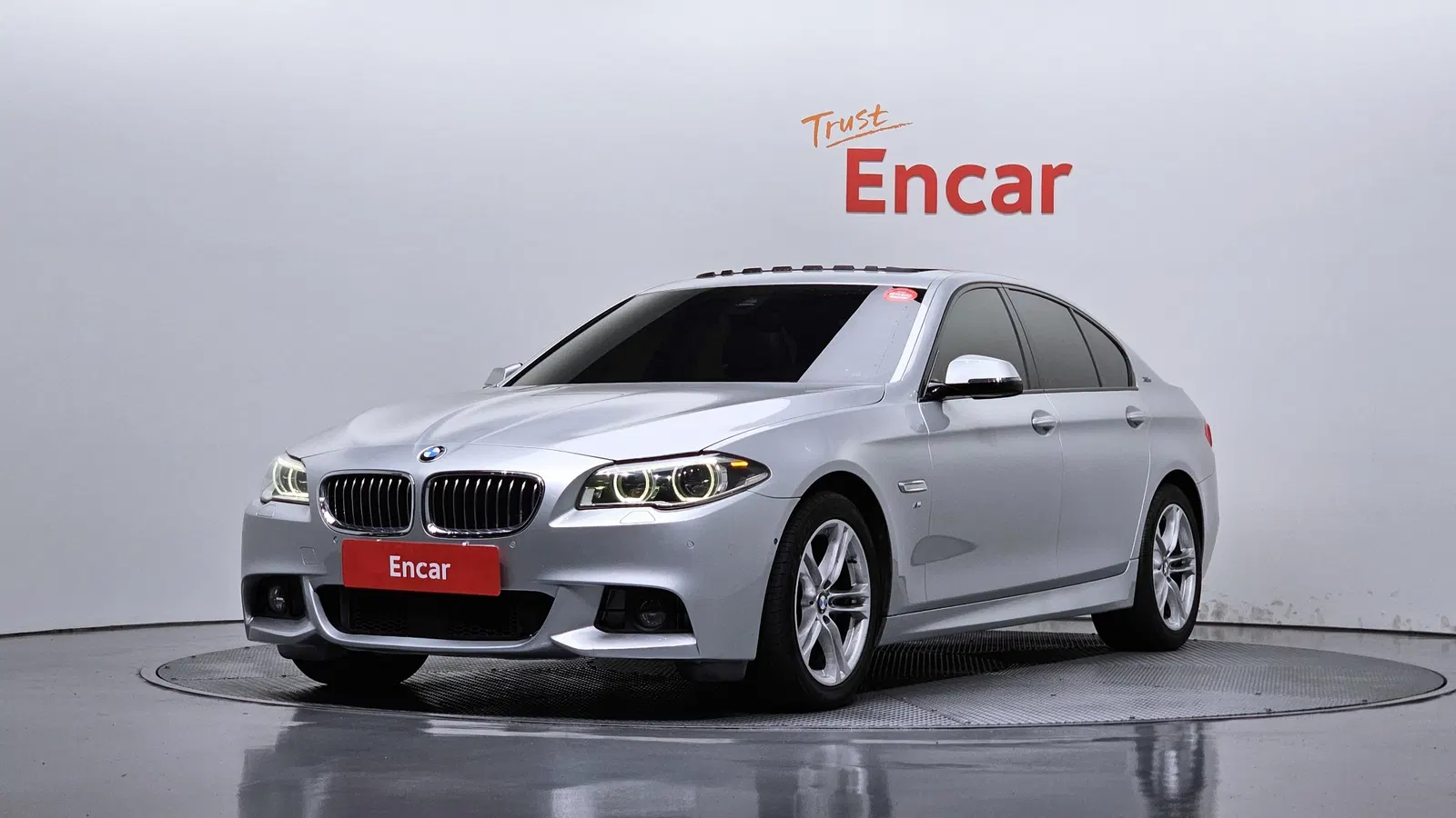 BMW Série 5 (F10) 520d xDrive M Aero Dynamic 2016 — photo 1 sur 31