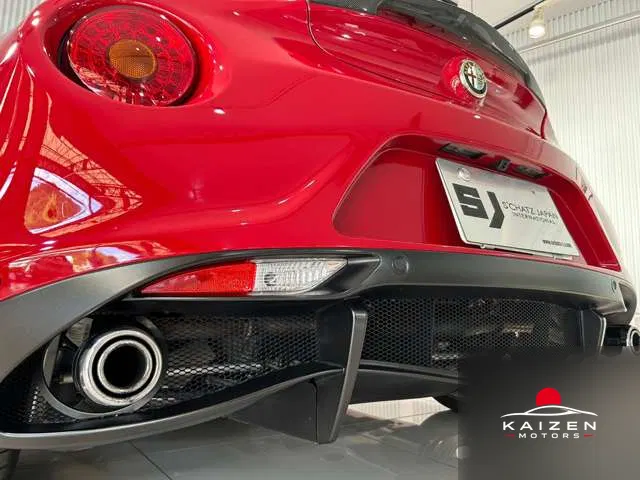 Alfa Romeo 4C 1.7 2015 — photo 1 sur 8