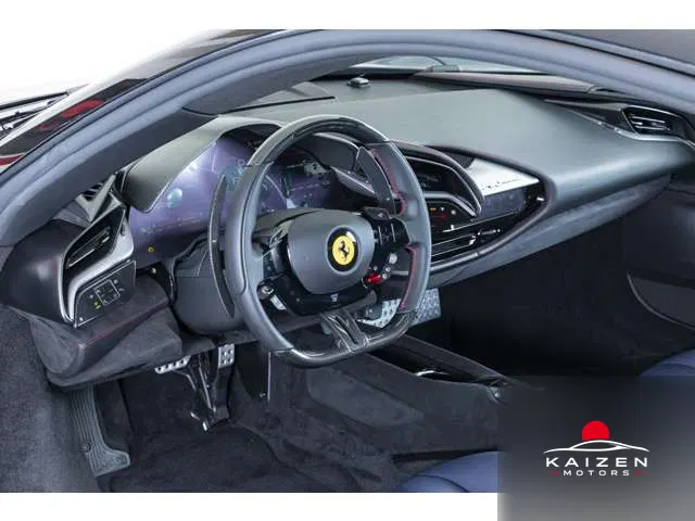 Ferrari SF90 Stradale F1 DCT E4WD Blu Tour de 2022 — photo 1 sur 8