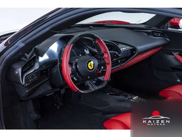 Ferrari SF90 Stradale F1 DCT E4WD Rosso Corsa Rosso 2021 — photo 1 sur 8