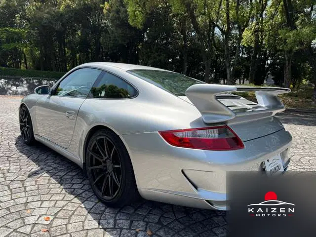 Porsche 911 Carrera 2005 — photo 1 sur 8