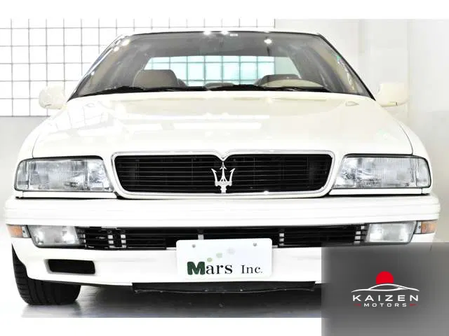 Maserati Quattroporte V8 2002 — photo 1 sur 8