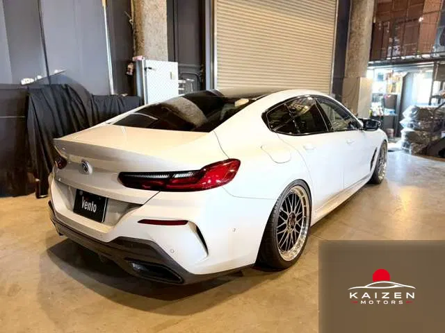 BMW 8 Series Gran Coupé M850i 4WD BBSLM Bowers & Wilkins 2022 importée par Kaizen Motors