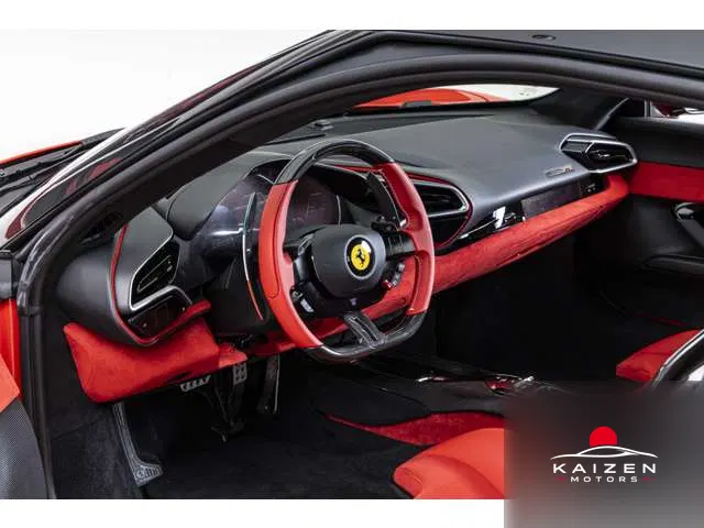 Ferrari 296GTB F1 DCT Rosso Scuderia APPLE CARPLAY 2023 — photo 1 sur 8