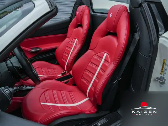 Ferrari 488 Spider F1 DCT 2016 — photo 1 sur 8