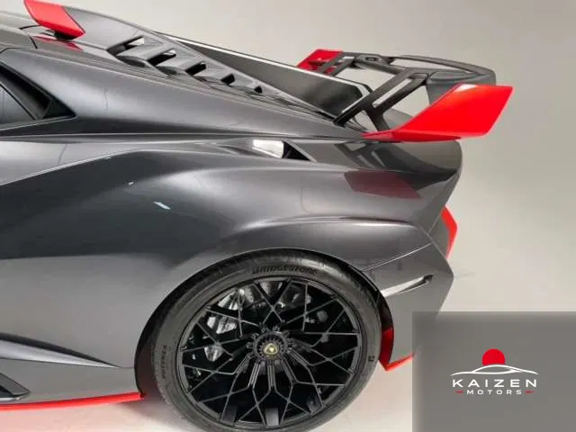 Lamborghini Huracán STO (LDF) 2022 — photo 1 sur 8