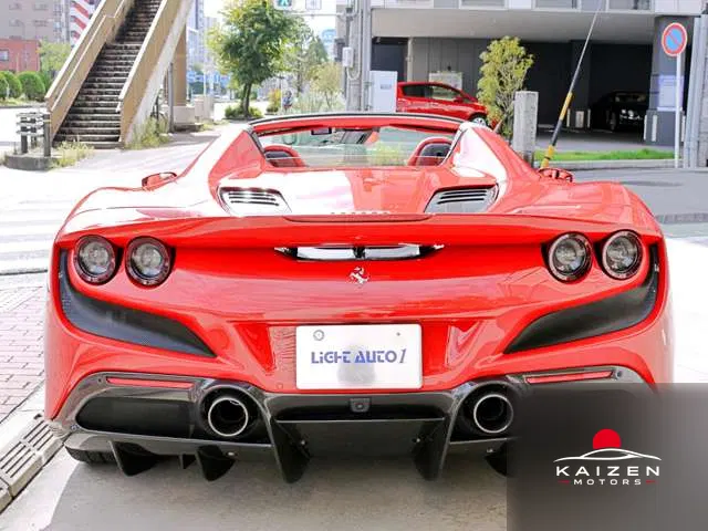 Ferrari F8 Spider F1 DCT 2021 — photo 1 sur 8