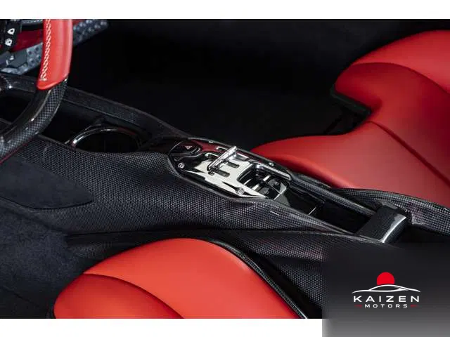 Ferrari SF90 Stradale F1 DCT E4WD Rosso Corsa Rosso 2022 — photo 1 sur 8