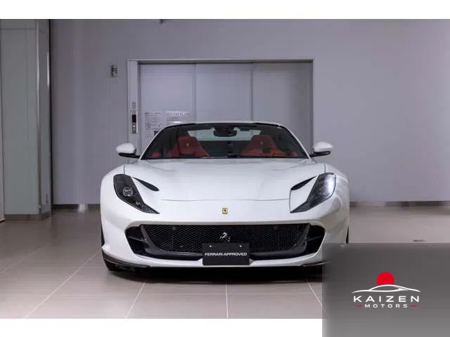 Ferrari 812GTS F1 DCT 2021 — photo 1 sur 8
