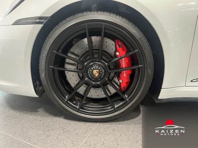 Porsche 911 Cabriolet Carrera GTS PDK 2023 — photo 1 sur 8