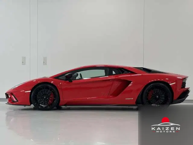 Lamborghini Aventador S 4WD Rosso Mars( Red ) 2018 — photo 1 sur 8