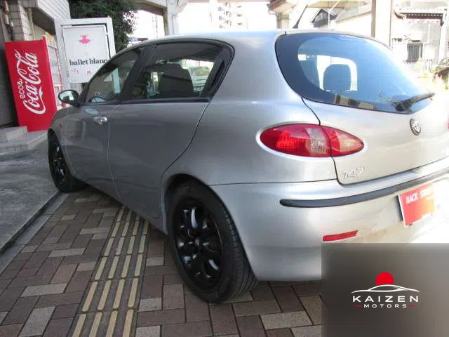 Alfa Romeo Alfa 147 2.0 2003 — photo 1 sur 8