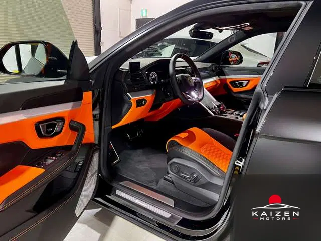 Lamborghini Urus 4.0 4WD 2019 — photo 1 sur 8