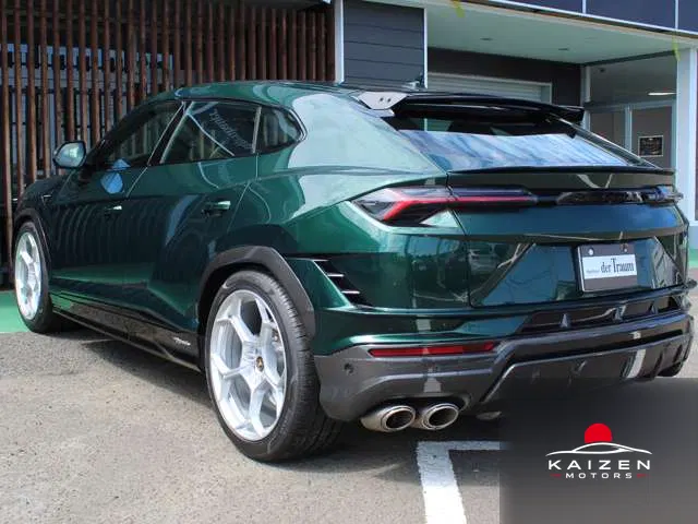 Lamborghini Urus 4WD 2024 — photo 1 sur 8