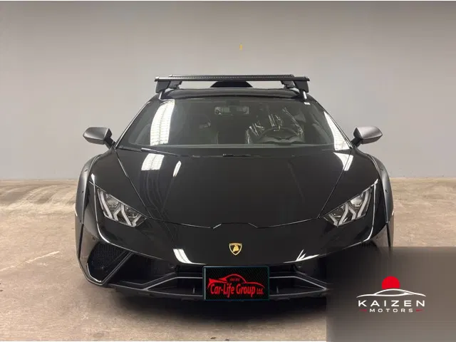 Lamborghini Huracán Sterrato (LDF) 4WD 2024 — photo 1 sur 8