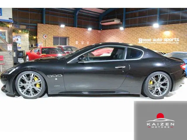 Maserati GranTurismo S 2009 — photo 1 sur 8